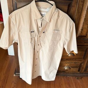 KastKing fishing shirt size M